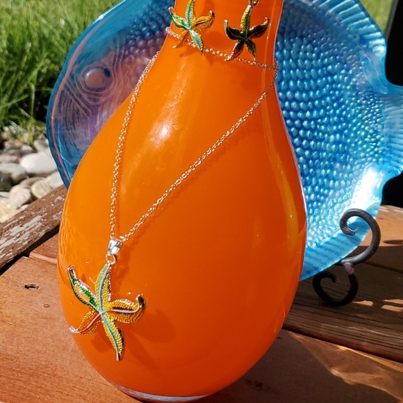 Starfish Necklace and Earrings Set - Picture 6 of 9